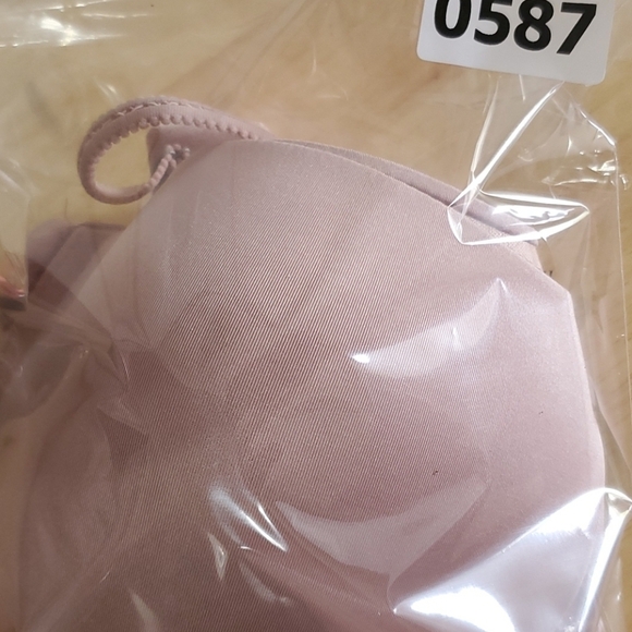 Jessica Simpson Bra - Picture 12 of 12